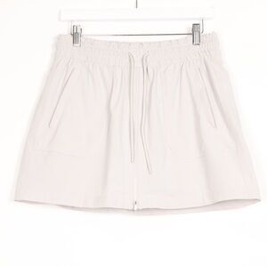 Athleta Expedition Front Zipper Skirt Stone